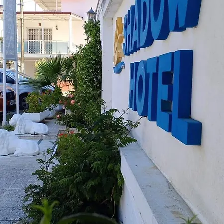 Alojamento de Acomodação e Pequeno-almoço Shadow Kusadası
