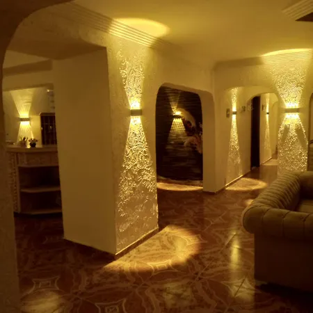 Shadow Bed & Breakfast *